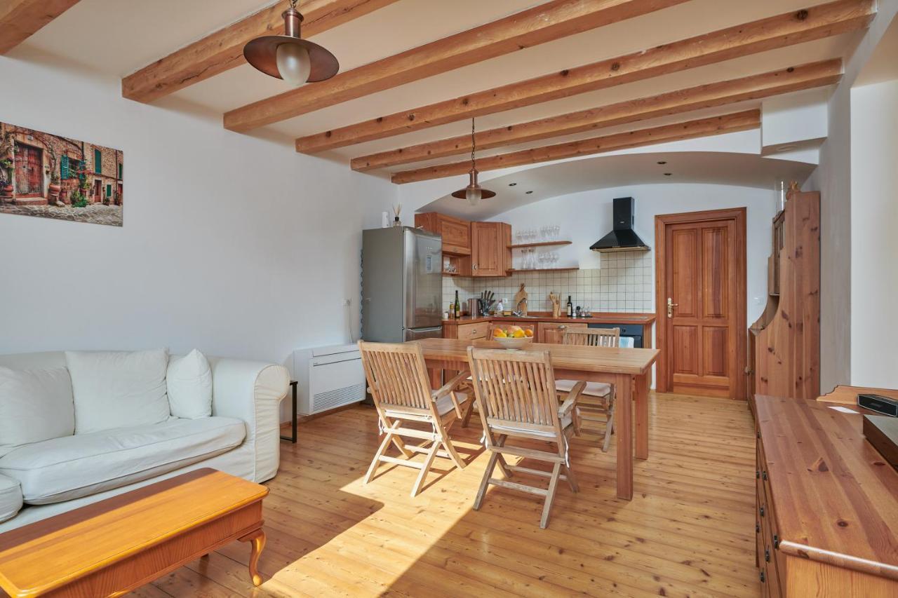 Park Cottage Govedari ภายนอก รูปภาพ
