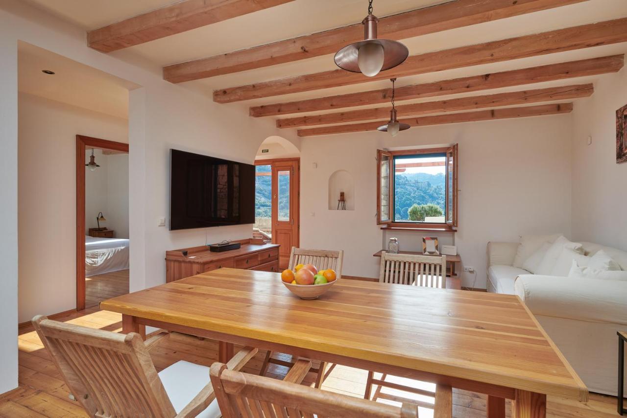 Park Cottage Govedari ภายนอก รูปภาพ