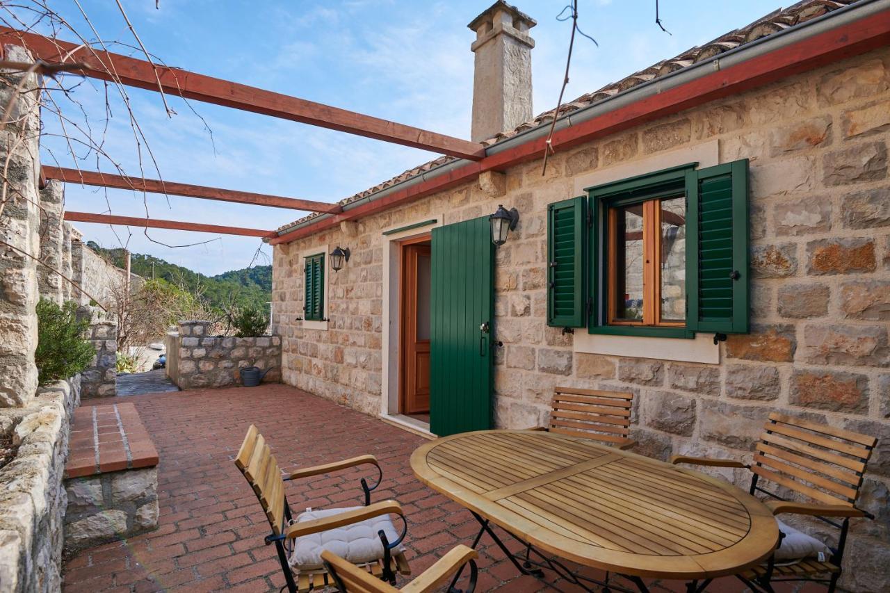 Park Cottage Govedari ภายนอก รูปภาพ