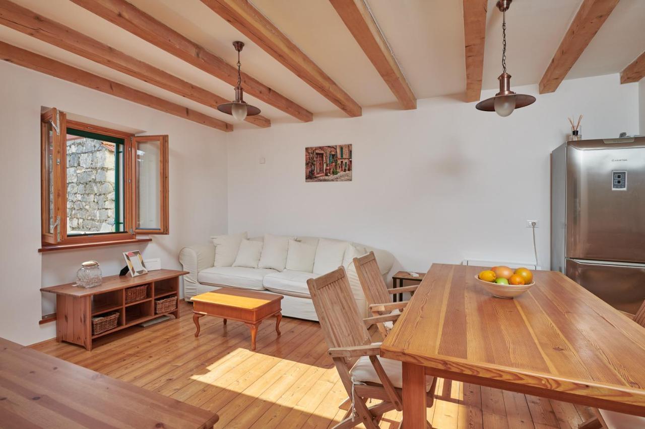 Park Cottage Govedari ภายนอก รูปภาพ